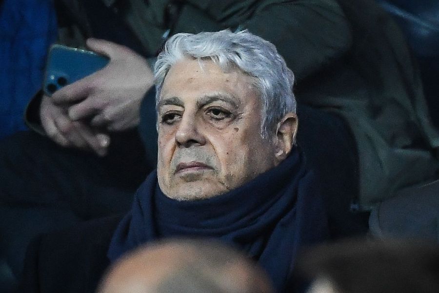 Turquie – La ville d’Istanbul annule un concert d’Enrico Macias en raison de son soutien à Israël