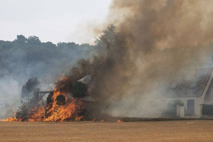 Dossier 1 : La France brûle : Quelle est la responsabilité des politiques ?