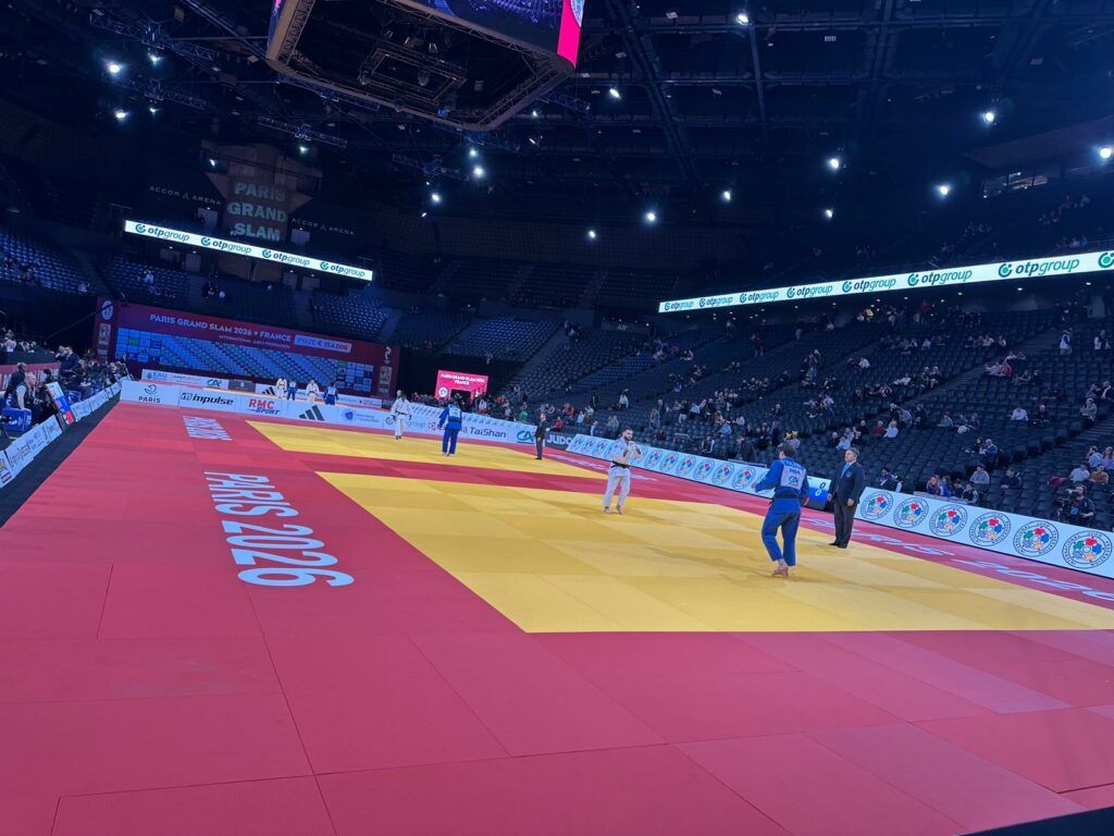 Paris Grand Slam 2026 : La France domine le judo mondial à l'Accor Arena