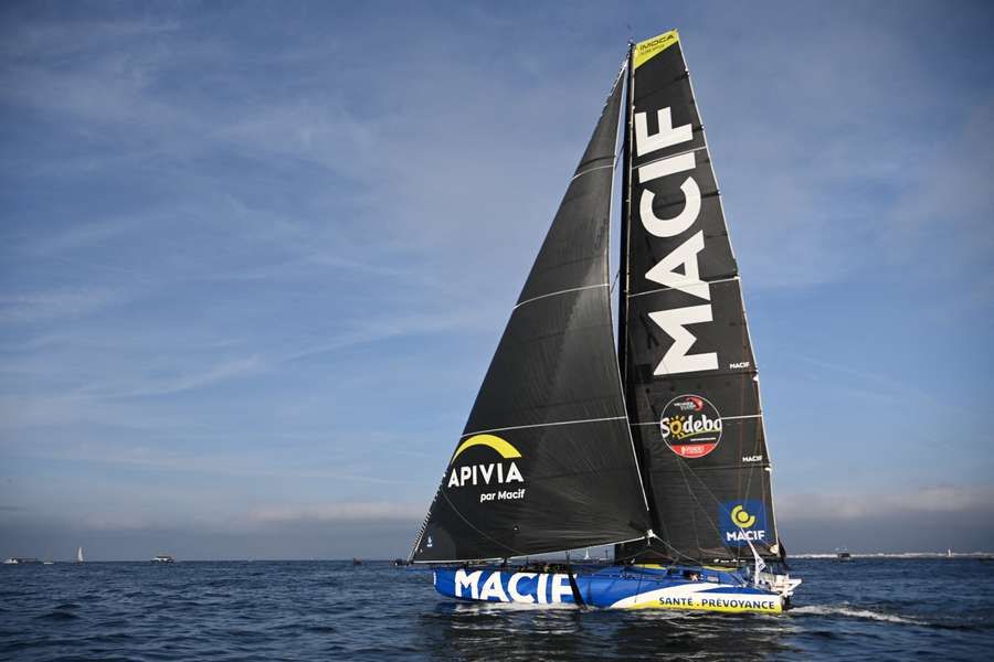 Vendée Globe : duel Dalin-Richomme en tête, alerte iceberg dans le Pacifique