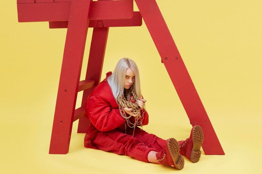 La star de la pop Billie Eilish dévoile son nouveau single et fait sensation