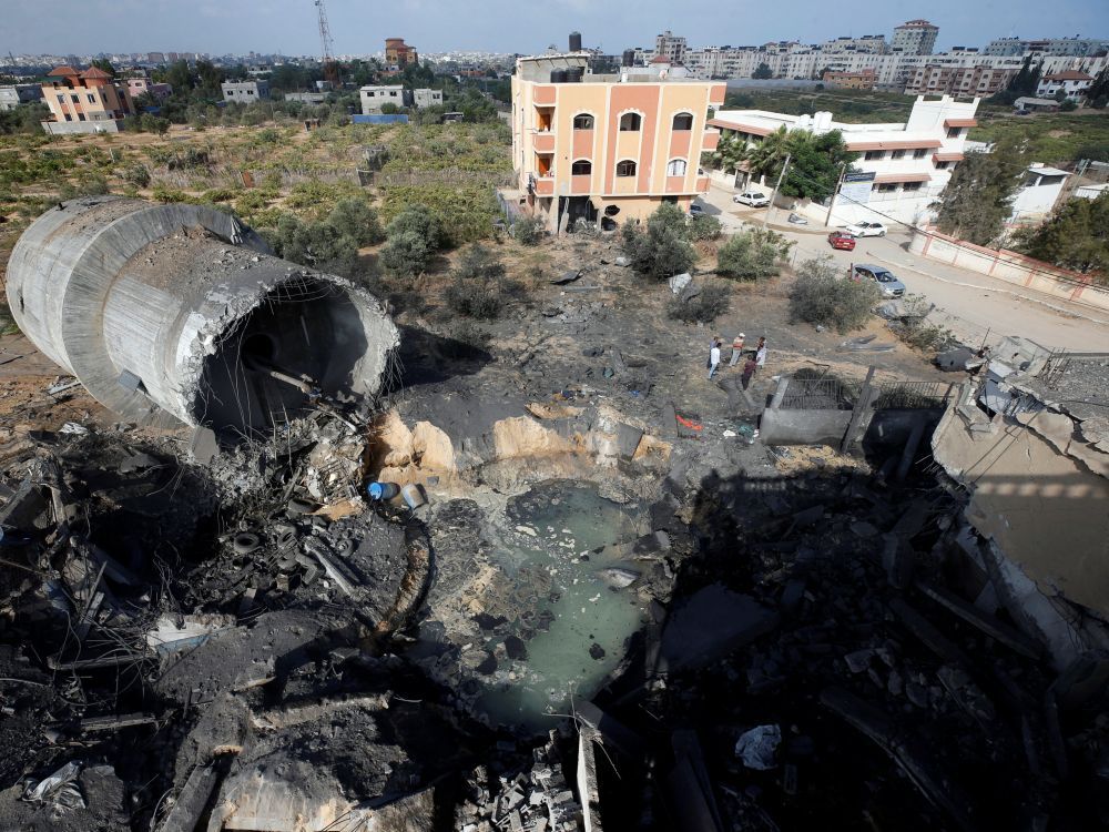 LES FRAPPES AÉRIENNES ISRAÉLIENNES FRAPPENT DES CIBLES À GAZA