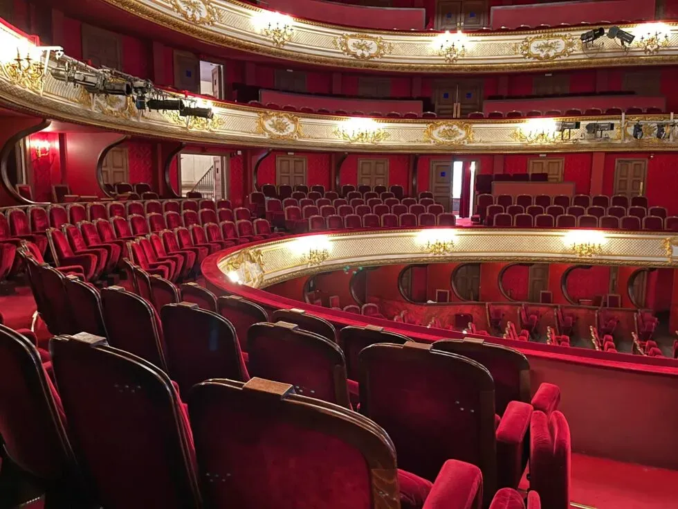 Comédie-Française : Le Molière Immersif qui divise la capitale