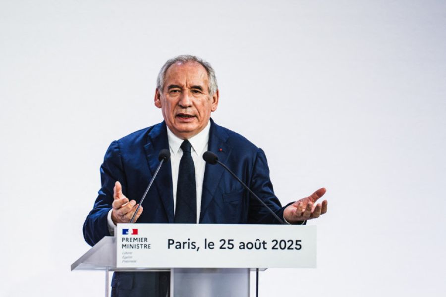 François Bayrou fustige les « solutions de facilité » visant les riches et les immigrés, à quelques heures de sa chute