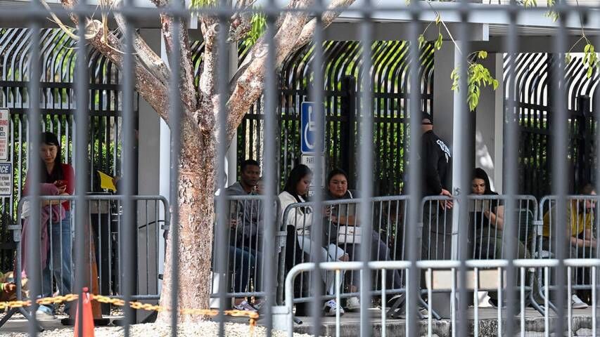 États-Unis : Prison pour migrants en Floride, symbole d’une politique migratoire radicale