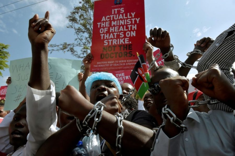 Au moins 100 médecins grévistes licenciés dans un hôpital à Nairobi au Kenya
