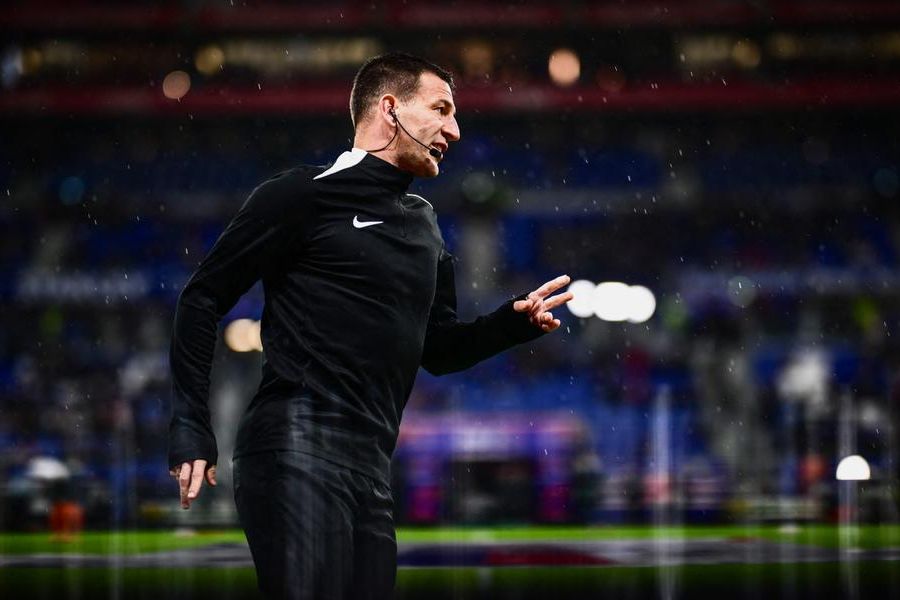 Le foot français à l’arrêt ? Les arbitres menacent d'exercer leur «droit de retrait»