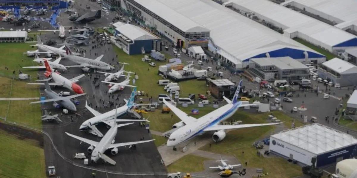 Décarbonation de l'aviation mondiale : l'alliance des géants de l'aérospatiale au Salon de Farnborough