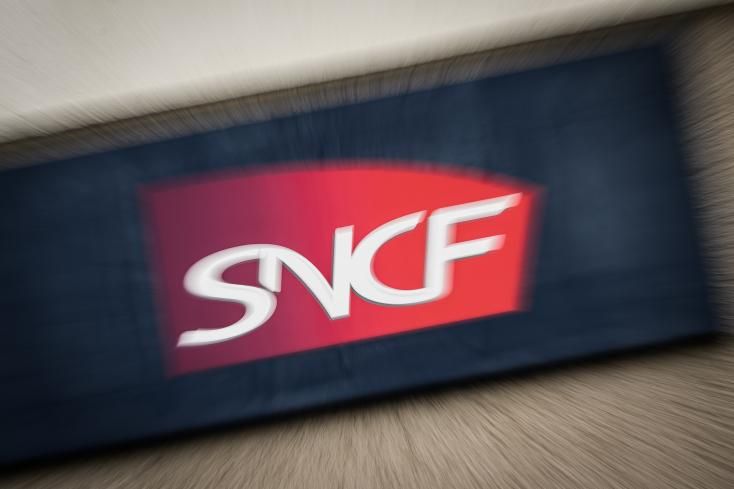 La SNCF propose une augmentation salariale de 2,2% pour éviter une grève majeure