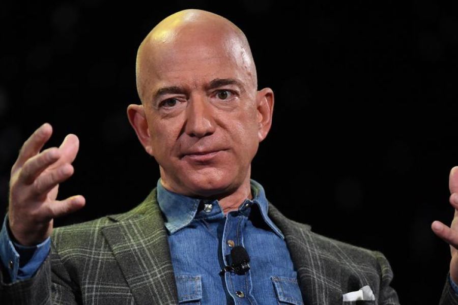 Jeff Bezos "très optimiste" pour un second mandat de Donald Trump, malgré des années de querelles