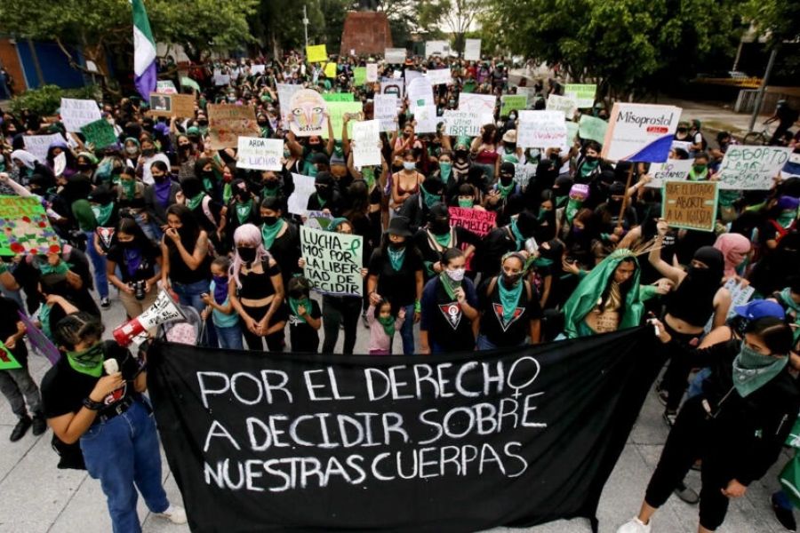 DES MILITANTS PRO-VIE MANIFESTENT CONTRE UNE DÉCISION SUR L'AVORTEMENT À MEXICO