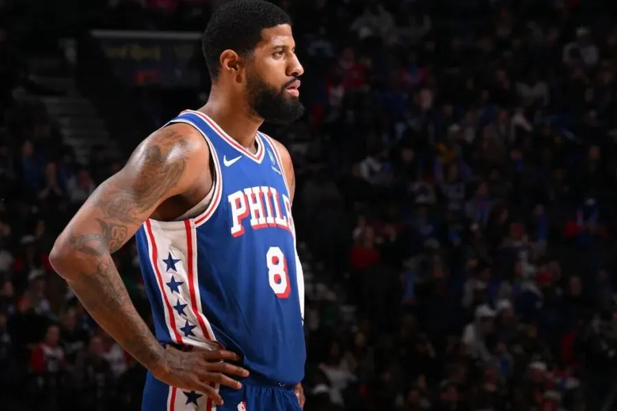 NBA : Paul George suspendu 25 matchs, un séisme pour les 76ers de Philadelphie