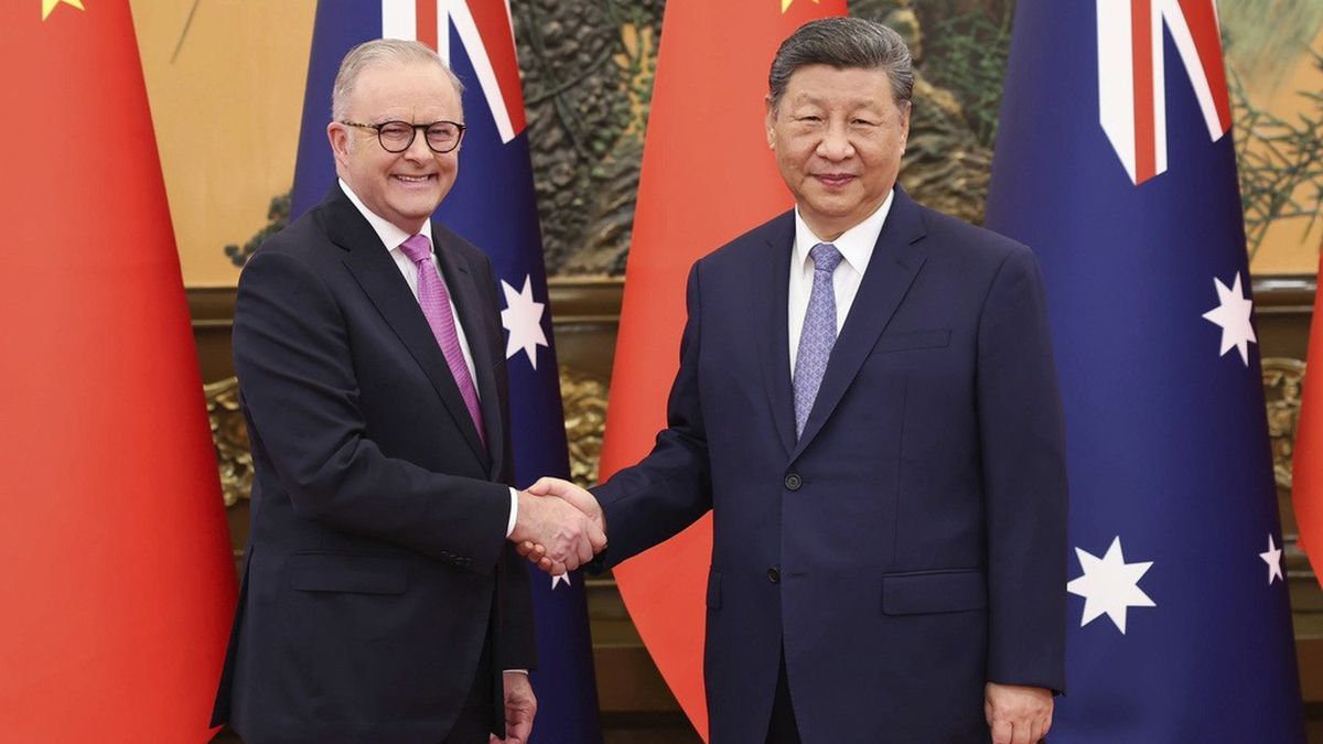 L’Acier Vert de l’Outback : L’Alliance Historique entre Pékin et Canberra