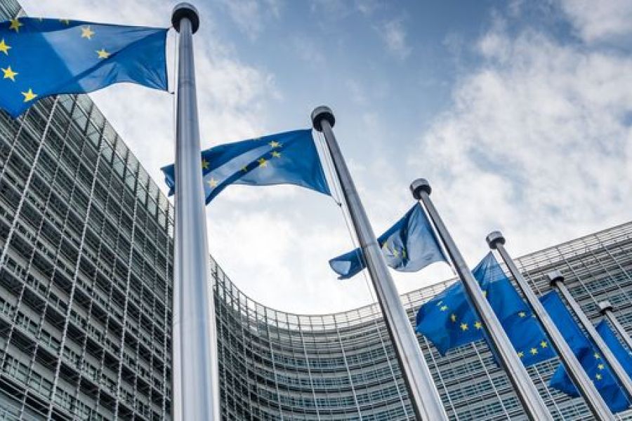 Les défis économiques de la jeunesse européenne face à l'inflation croissante