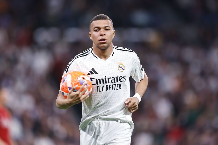 Mbappé rassure Madrid : hospitalisation express, retour au jeu et communication maîtrisée