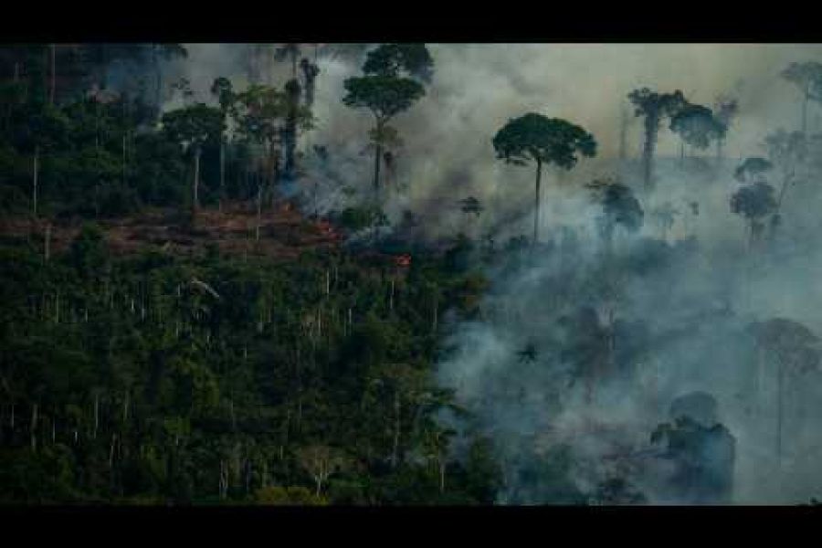 Technologie & Espace : Gouvernement Américain vs Secteur Privé – Qui Remportera la Nouvelle Course à la Lune en 2026 ?