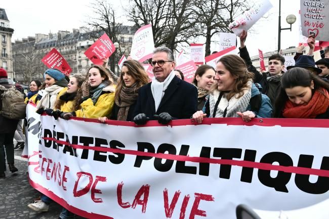 50 ans de la loi Veil : Une marche pour la vie qui divise