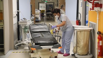 Les hôpitaux français en mauvaise santé : un système sous pression