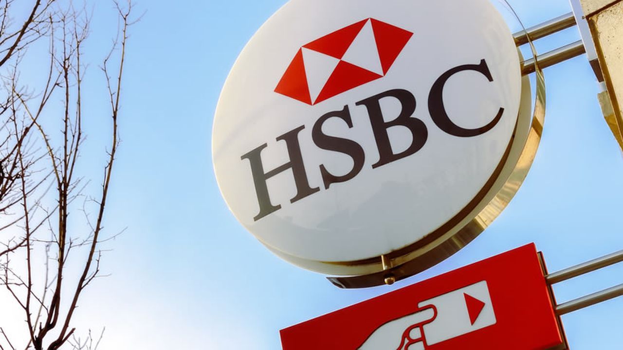 HSBC supprime 348 postes en France : une restructuration qui interroge l’avenir de la banque de détail européenne