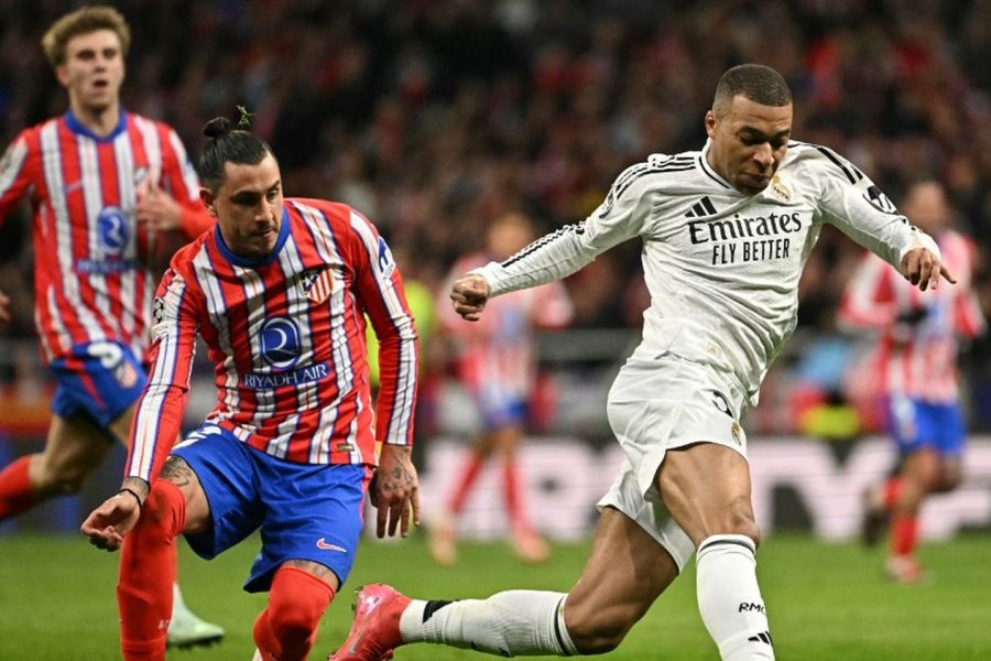 Le Real Madrid Écœure l’Atlético au Bout du Suspense en Ligue des Champions : Courtois Héroïque, Mbappé Discret, Scénario Fou et Tirs au But Décisifs – Analyse, Tops et Flops d'un Derby Madrilène Historique.
